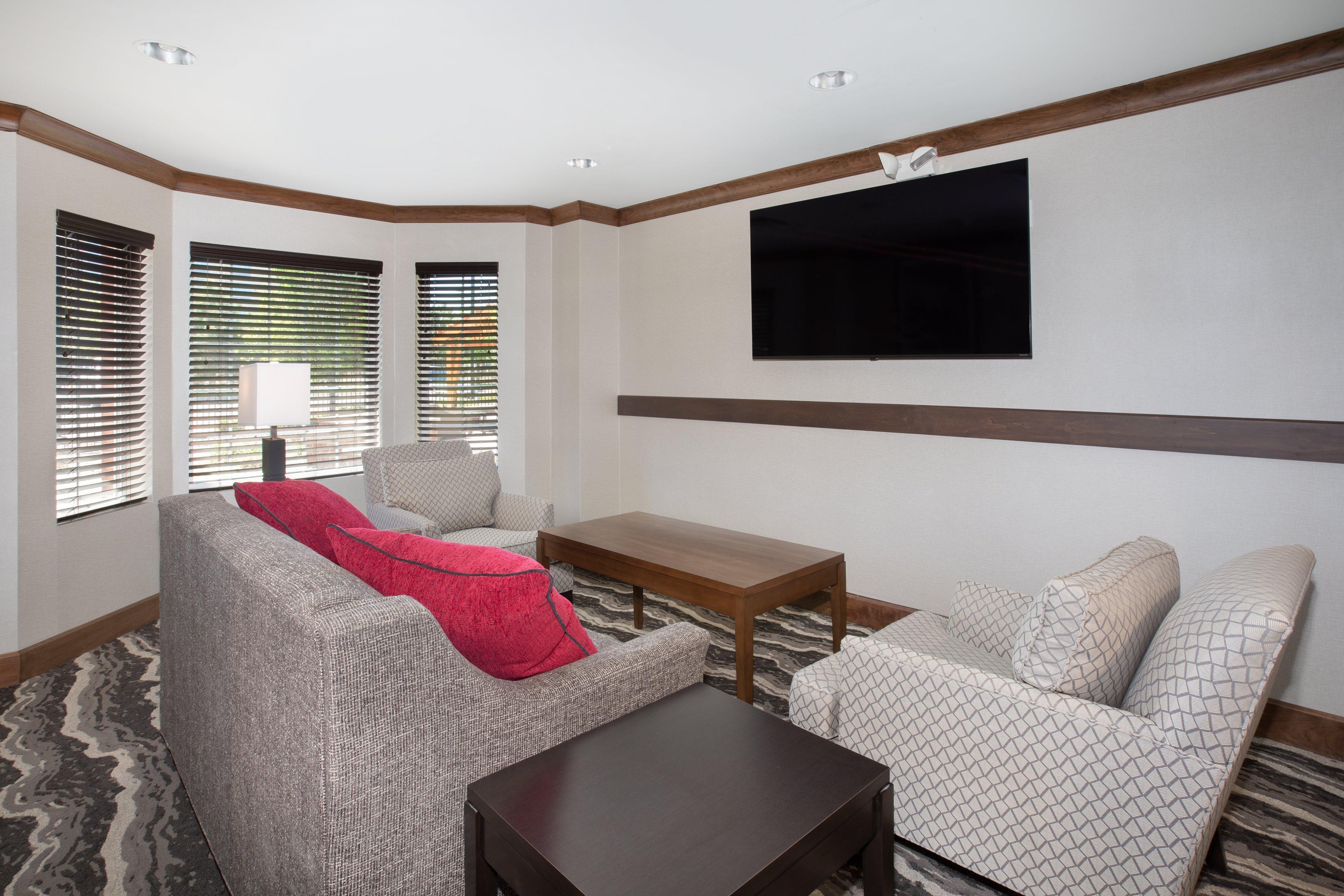 Staybridge International Airport By Ihg DEN