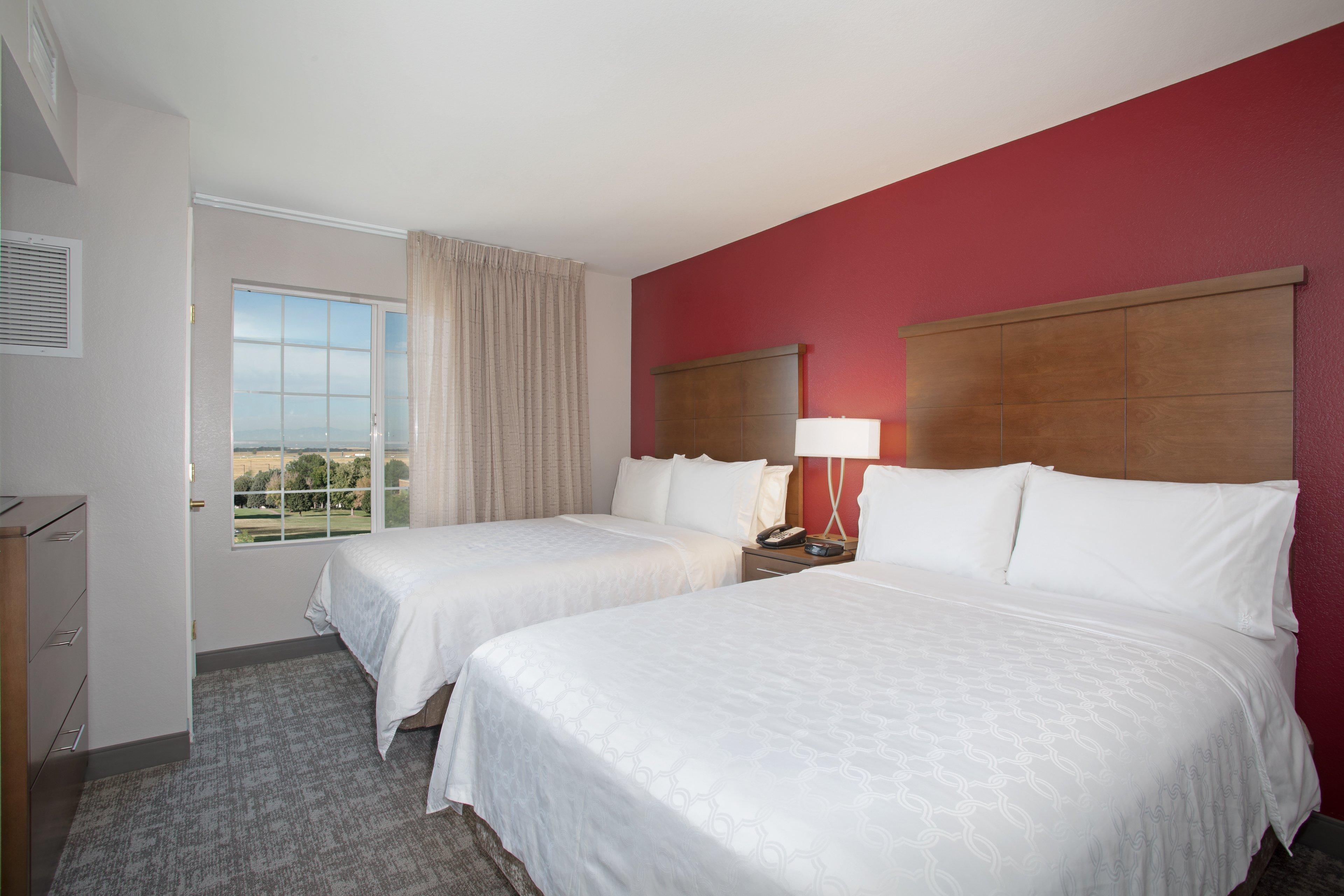 Hotel Staybridge International Airport By Ihg DEN