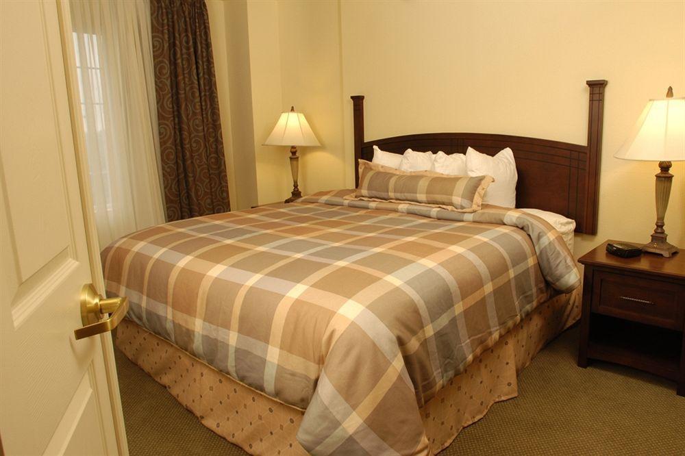 Staybridge International Airport By Ihg 3* DEN